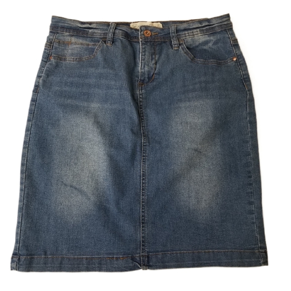 Point Zero Blue Denim Pencil Size 6 Jean Skirt
